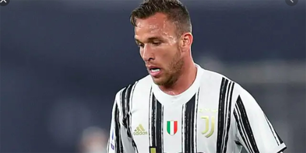 Pirlo Kecewa dengan Arthur Melo